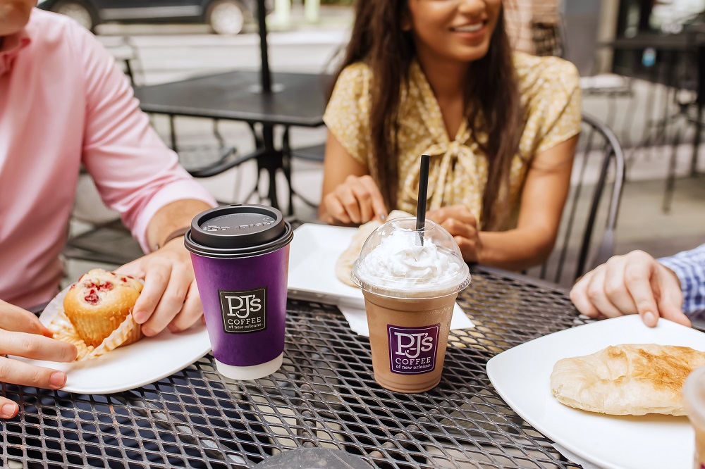 People eating and drinking at Pjs Coffee